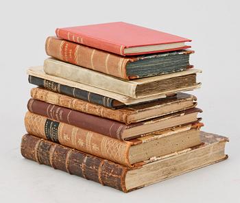 BOKPARTI OM ADEL OCH HERALDIK, 9 delar, bla "Arms of the Peers of the United Kingdom..". 1700-1800-tal.