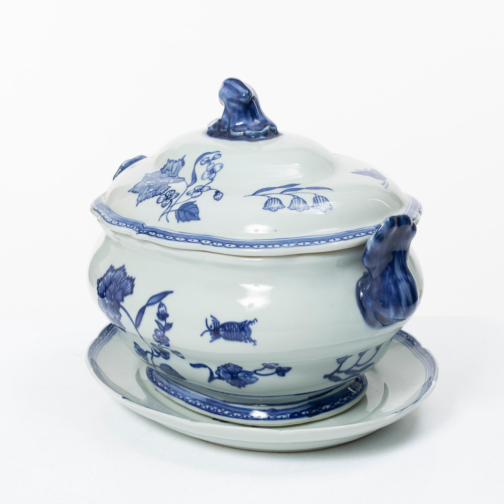Tureen with lid and platter, porcelain, "Clove", IKEA's 18th-century series, 1990s.