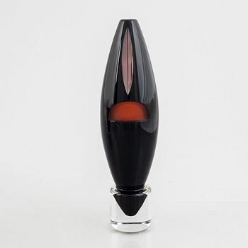 Matz Borgström, a 'Miles I' glass vase, Orrefors Gallery 1988.