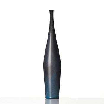 Stig Lindberg, a stoneware vase, Gustavsberg studio 1953.