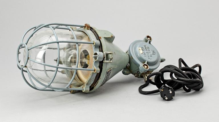 LAMPA, industri, 1900-talets första hälft. H 45.