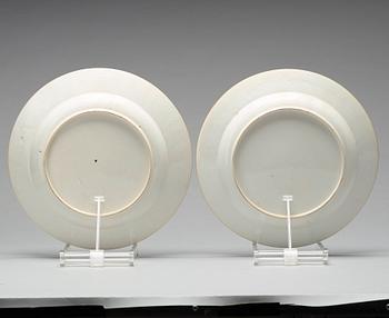 A pair of blue and white armorial dishes, Qing dynasty, 18th Century.