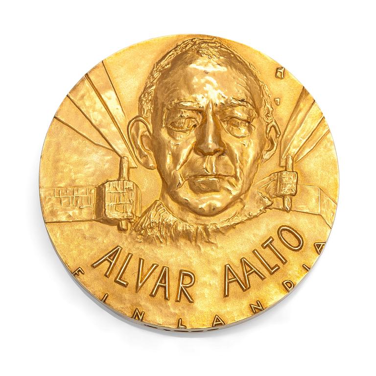 Medalj, Alvar Aalto Finlandia, 18K guld. Design Eila Hiltunen. Kultateollisuus, Åbo 1974. Numrerad 3.