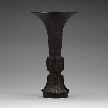 A archaistic bronze vase, Qing dynasty (1662-1912).