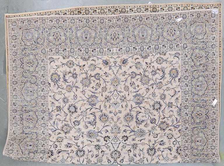 MATTA, Keshan, ca 451x307 cm.