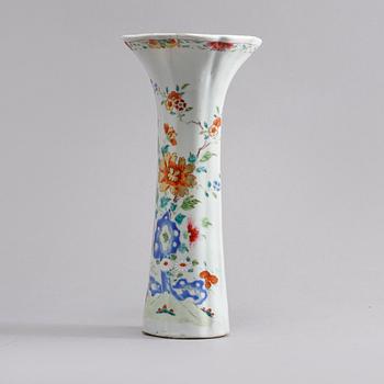 VAS, porslin, Kina, Qianlong, 1700-tal.