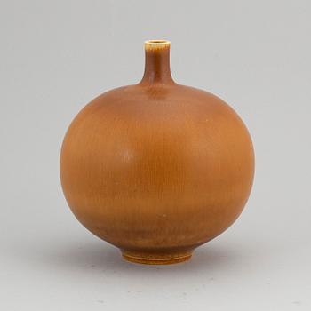 Berndt Friberg, a stoneware vase, Gustavsberg studio, Sweden 1968.