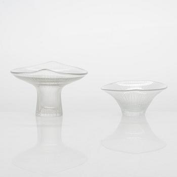 Tapio Wirkkala, Two art glass, model 3523 and 3139. Signed Tapio Wirkkala Iittala -58 och -54.