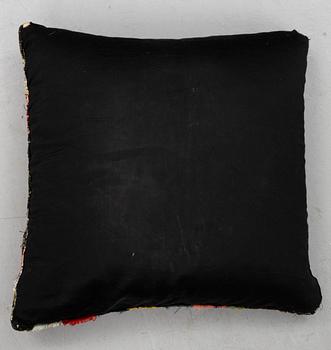 Kudde (Jynne), "Bebådelsen", flamskväv, ca 40 x 43 cm, Skåne, 1800-talets förra hälft.