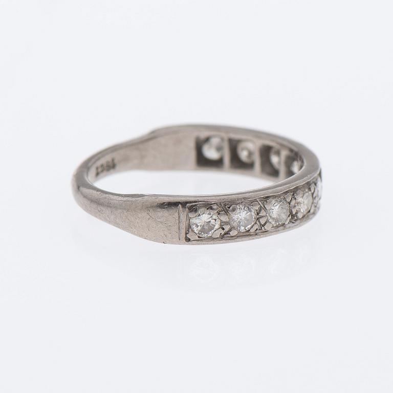 RING, briljantslipade diamanter, 18K vitguld.