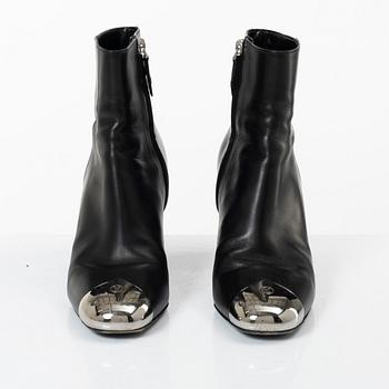 Louis Vuitton, stövletter, ett par, storlek 37.