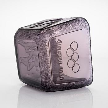 Antti Salmenlinna, malja, "Olympiamalja", Riihimäen Lasi, 1940.