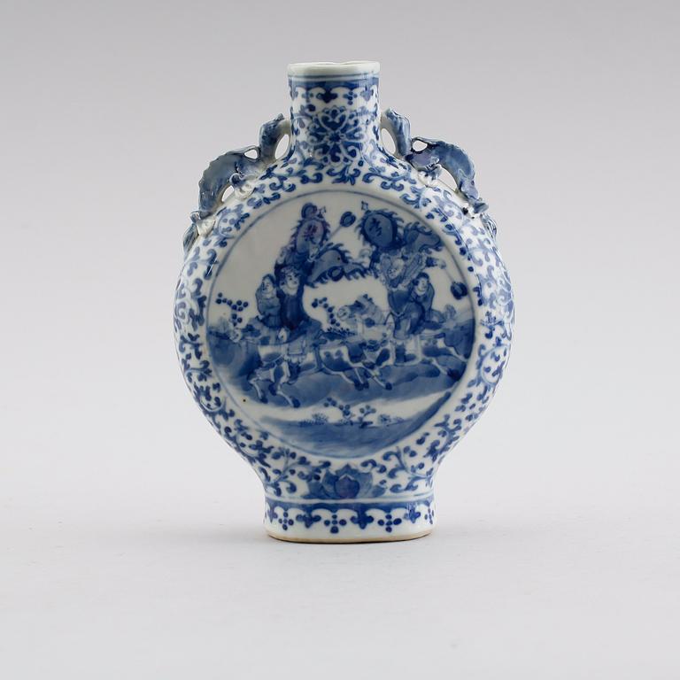 PILGRIMSKRUS, porslin, Kina, 1800-tal.