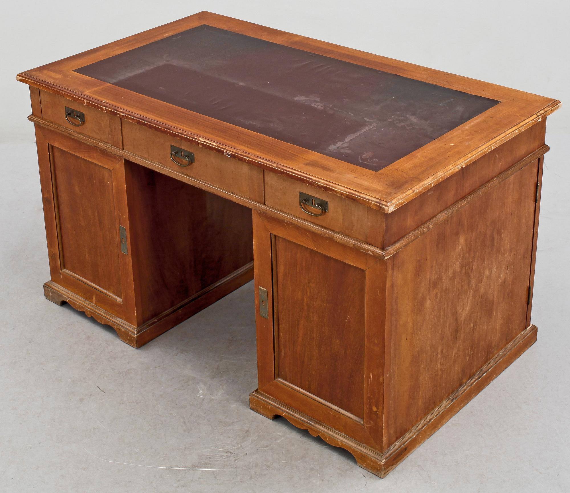 SKRIVBORD, s.k. partner's desk, 1900-talets början.