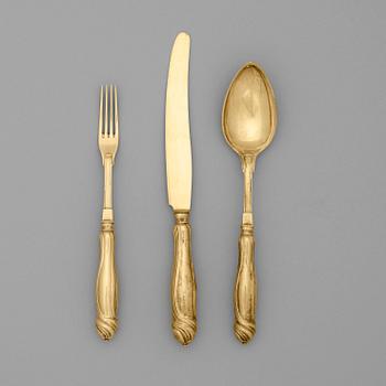 1057. A Swedish 20th century 36 piece silver-gilt dessert-cuttlery, marks of C.G. Hallberg, Stockholm 1916.