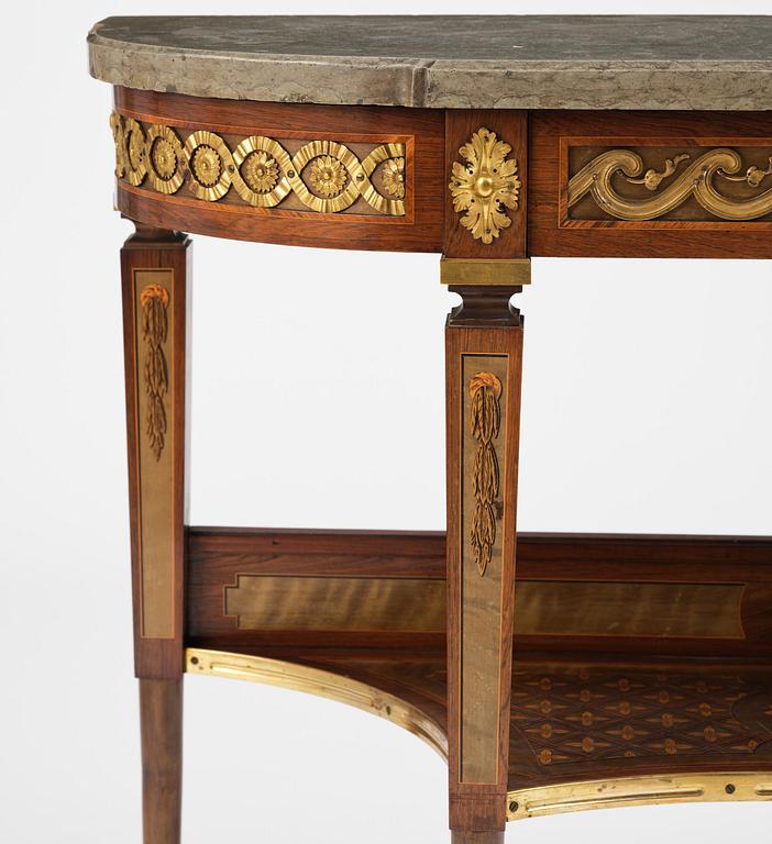 Konsolbord, utfört i Georg Haupts art, omkring år 1900, Gustaviansk stil.