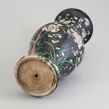 A famille noire porcelain 'yen yen' vase, Samson 19th century.