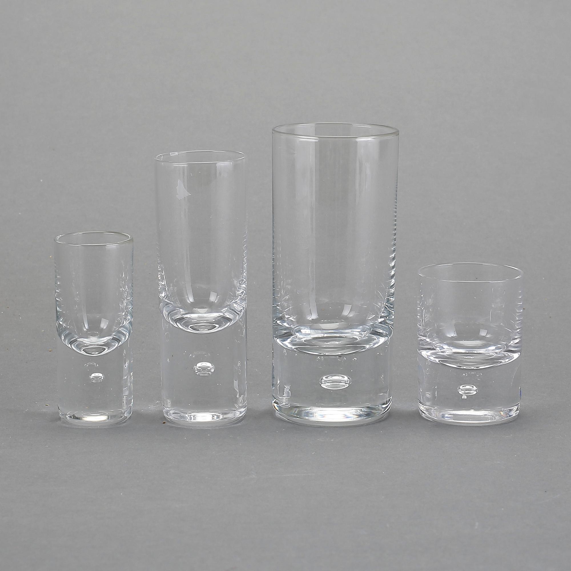 GLASSERVIS, 36 delar, "Pippi", Walter Hickman, Kosta.