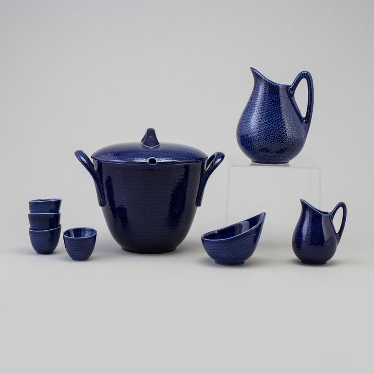 8 pcs of 'Blå Eld' porcelain service by Hertha Bengtsson fr Gustavsberg, second half of the 20th century.