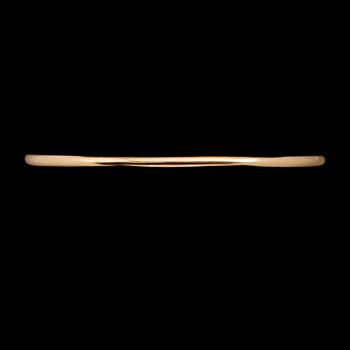 ARMRING, 18 k guld. Vikt ca 15 g.