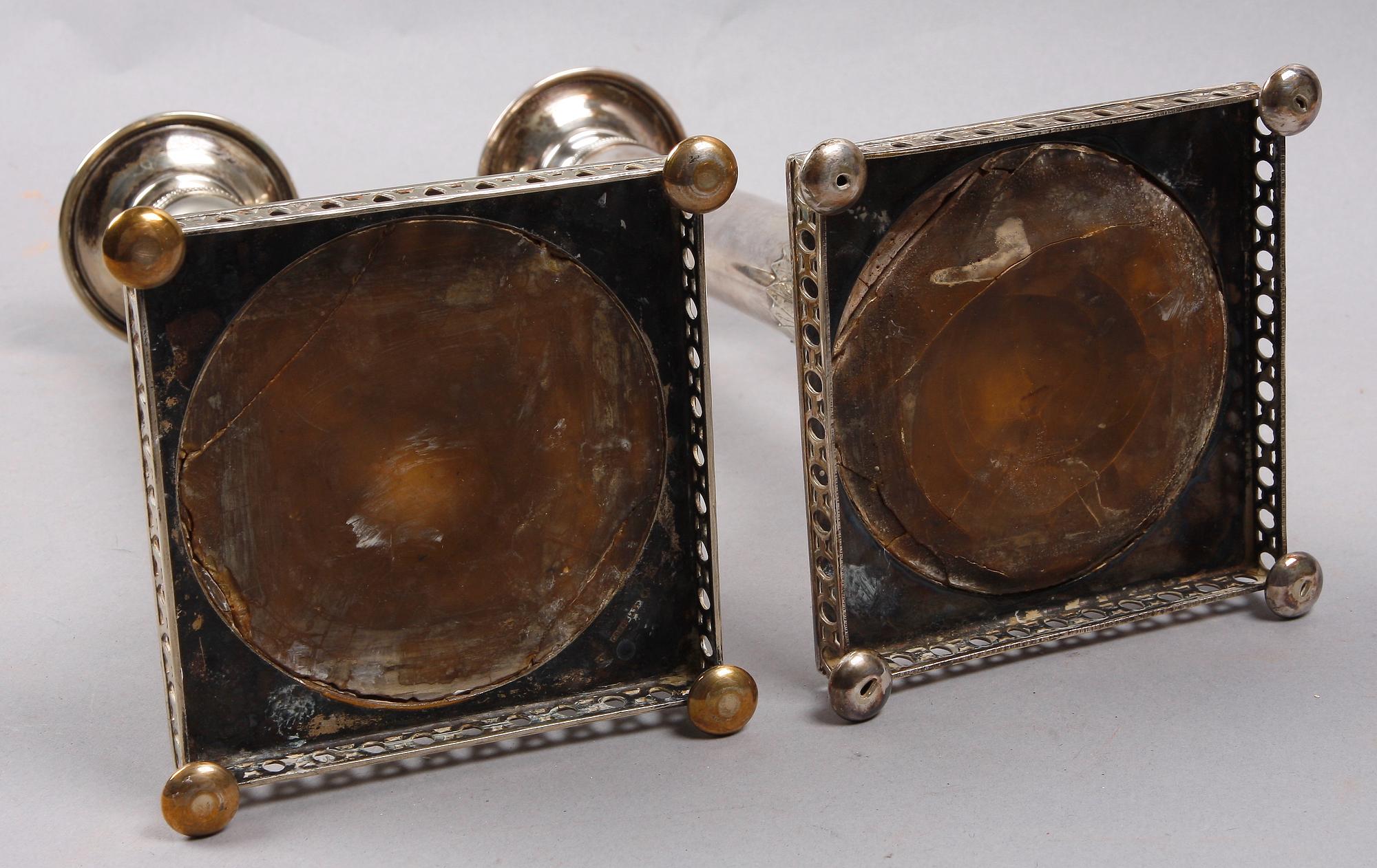 LJUSSTAKAR, ett par. Nysilver C.G Hallberg.