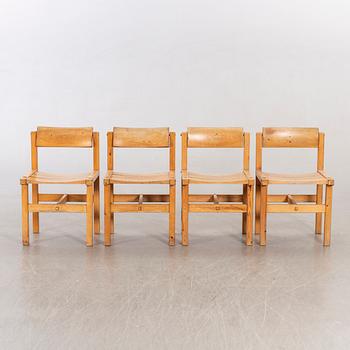 A set of four 1960:s pine chairs by Edvin Helseth for Trysil Sportstugefabrik.