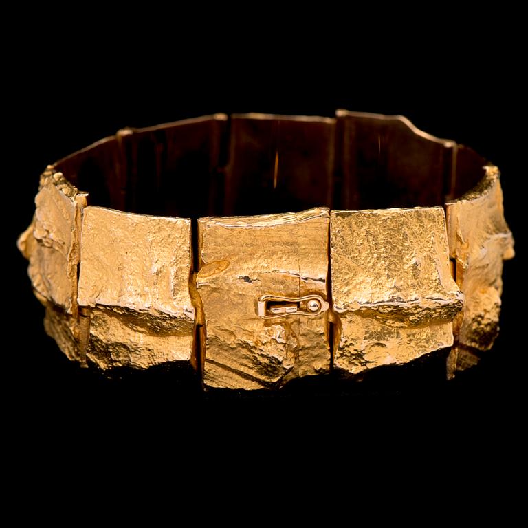 BJÖRN WECKSTRÖM, ARMBAND, "Den gyllene floden", 14K guld. Lapponia 1970.