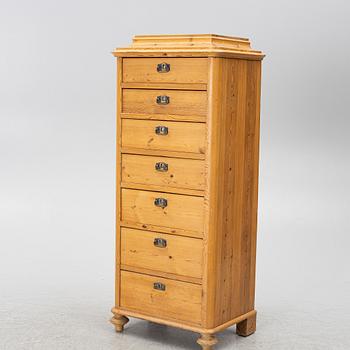 A chest of drawers, late 19th Century.
