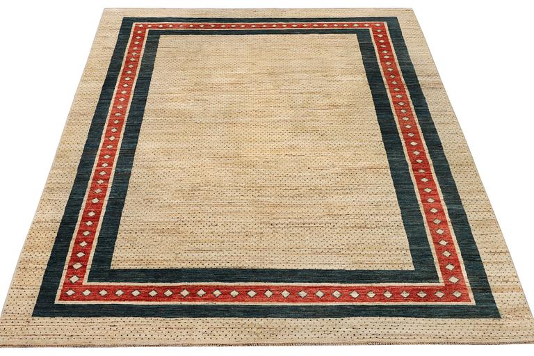 A Gabbeh carpet, c. 291 x 198 cm.