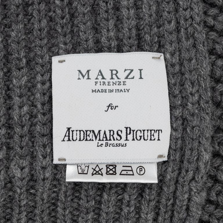 Marzi Firenze, for Audemars Piguet, mössa, halsduk, handskar.