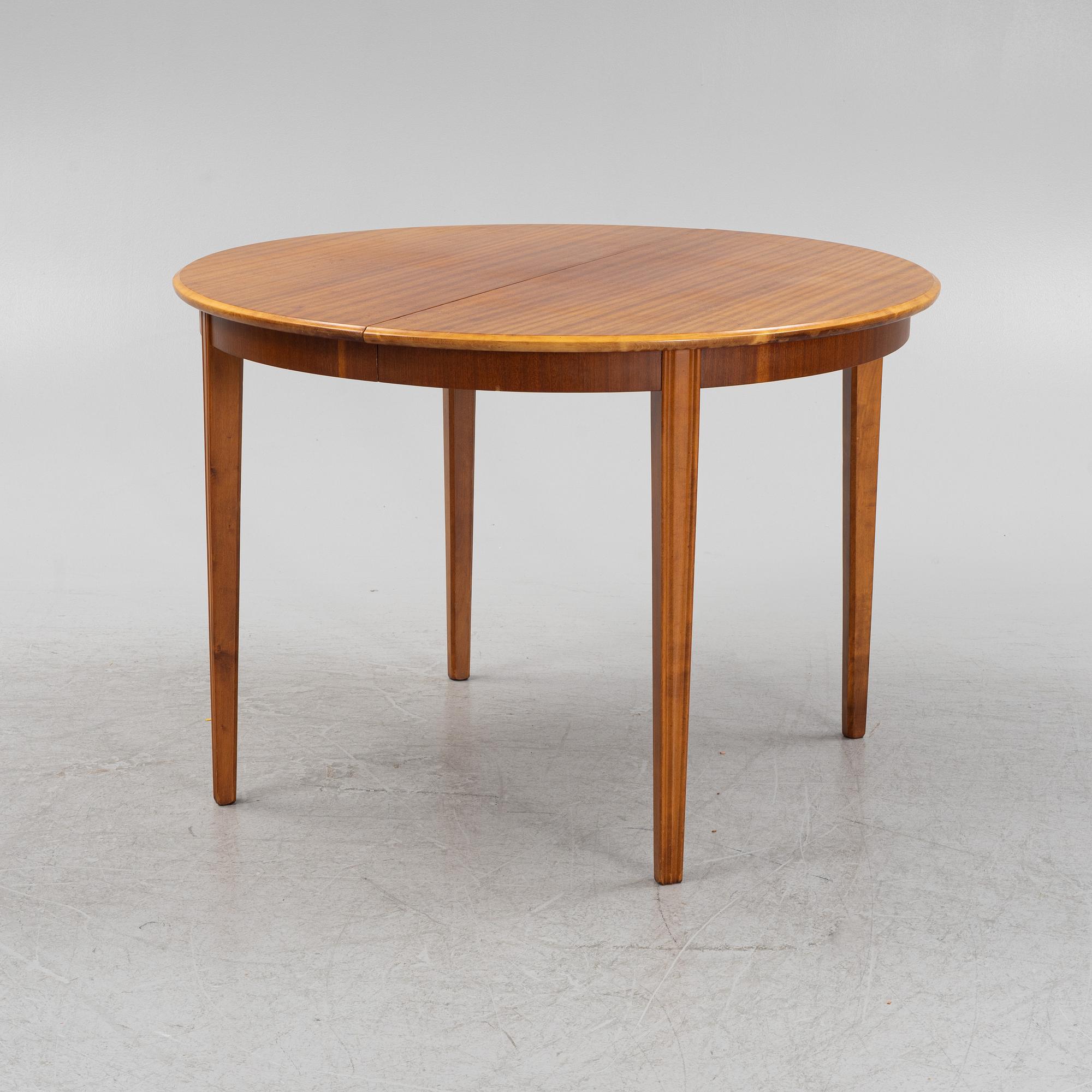 Matbord, 1900-talets mitt.