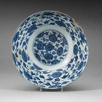 SKÅL, porslin. Mingdynastin, Wanli (1573-1620).