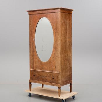 KLÄDSKÅP, 1920-tal.