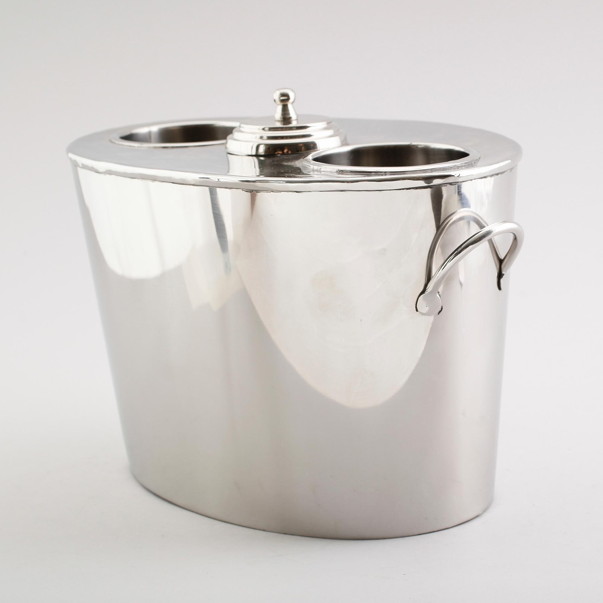 VINKYLARE, försilvrad metall, 2000-tal.