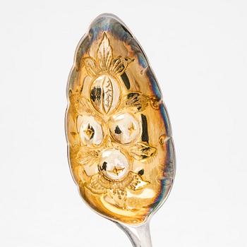 Four parcel-gilt jam spoons, London late 18th century till 1813.