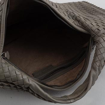 Bottega Veneta, bag "Hobo Bag".