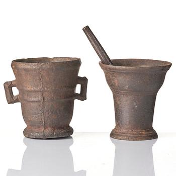 Mortlar, två stycken, 1700 - tidigt 1800-tal.