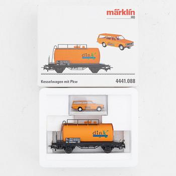 Märklin, fourteen tank cars, gauge H0.