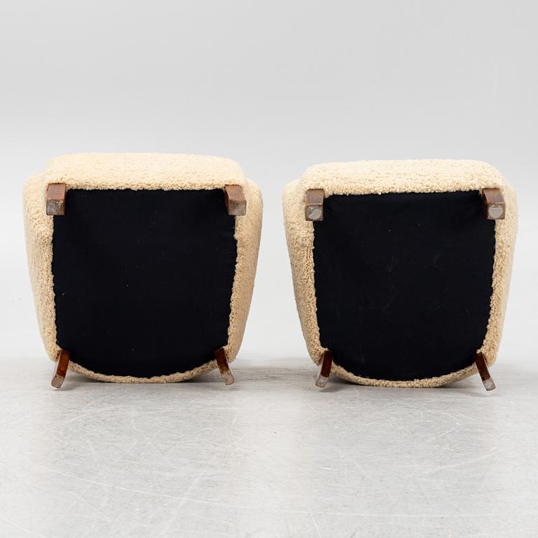 A pair of Danish Modern armchairs, 1940's/50's.