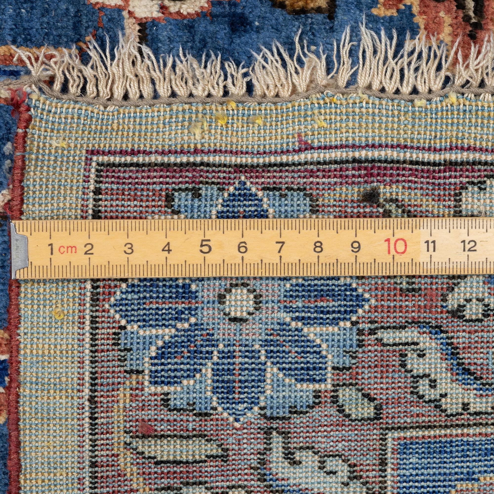 An antique silk Kashan, Central Persia, c. 320 x 201 cm.
