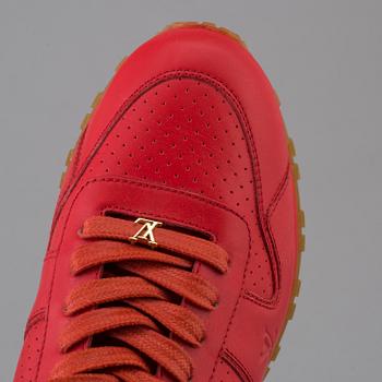 Sneakers by Louis Vuitton + Supreme, size 5,5.