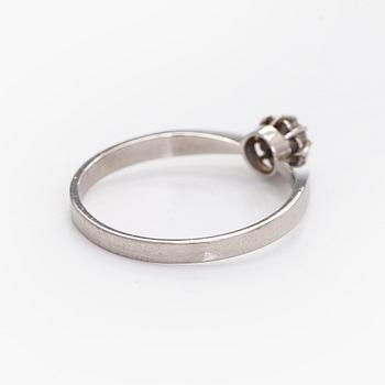 Ring, brilliant cut diamond, platinum, Peltonen & Kni, Helsinki.