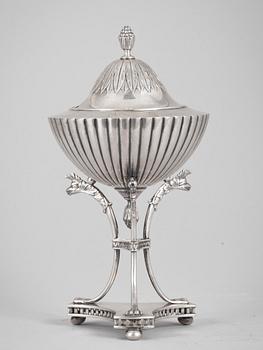 SOCKERSKÅL, silver. Empirestil, GAB, 1907. Vikt ca 540 g.