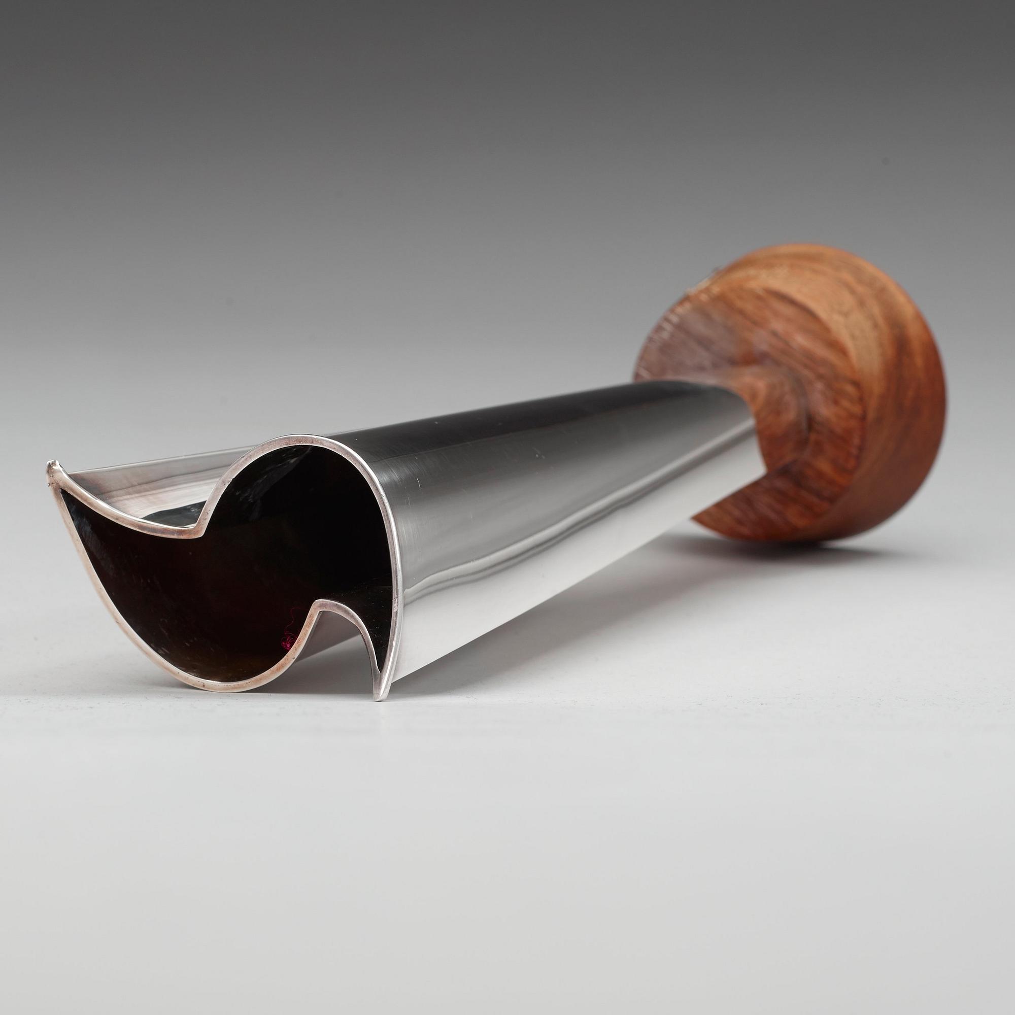 VAS, Tapio Wirkkala, silver, "Liekki", Tavastehus, 1963. Total vikt ca 339 g.