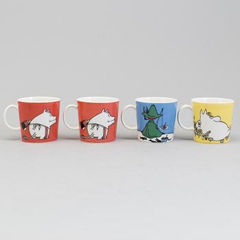 MUMINMUGGAR 4 st och SKÅL, porslin, "Moomin Characters", Arabia.