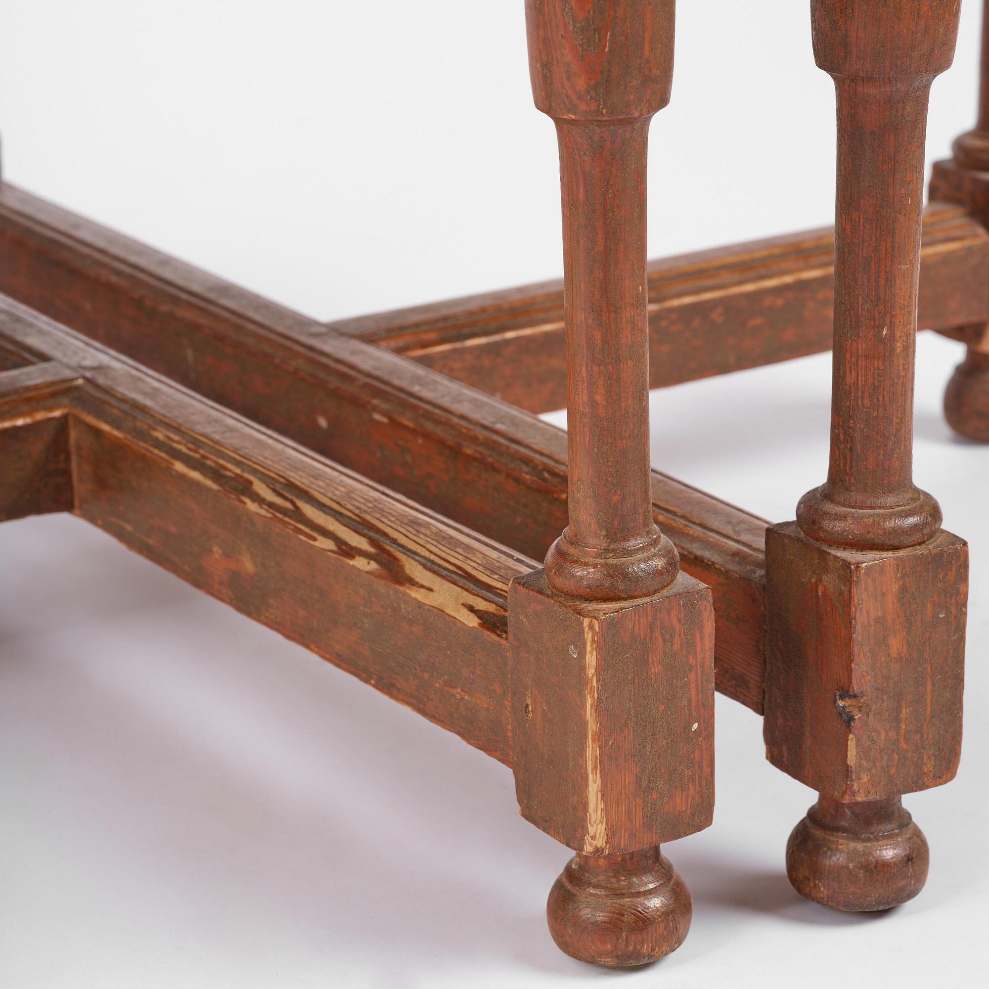 A Swedish D-end baroque dining table, early 18th century.