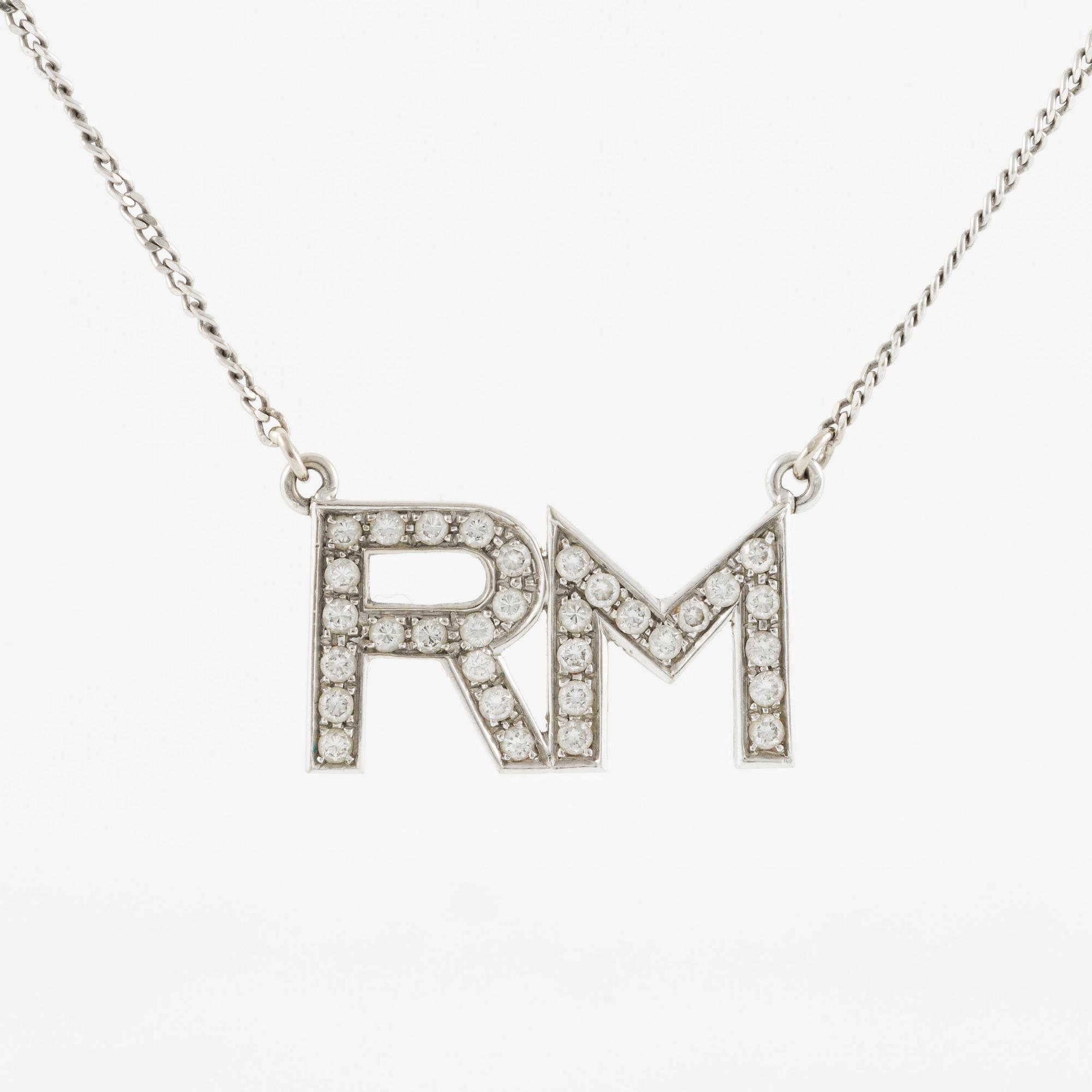 A necklace in 18K white gold set with round brilliant-cut diamonds, "RM".