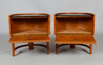 SÄNGBORD, 1 par, 1900-talets mitt.