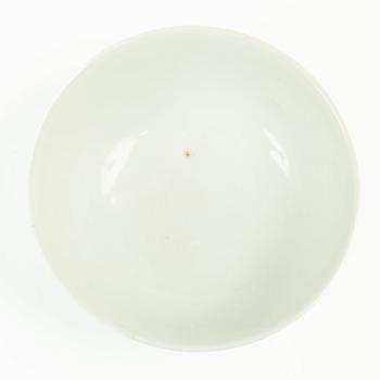 A Chinese porcelain bowl, Republic, 20th century.