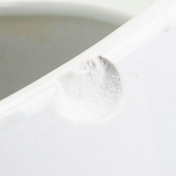 Grethe Meyer, "Blue Edge", tableware, 100 dlr, Royal Copenhagen and Aluminia.